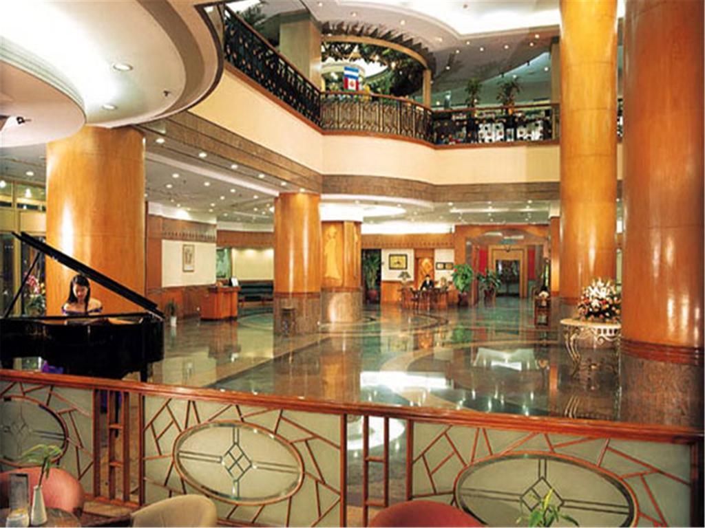 Gloria Plaza Shenyang Hotel Restaurant billede