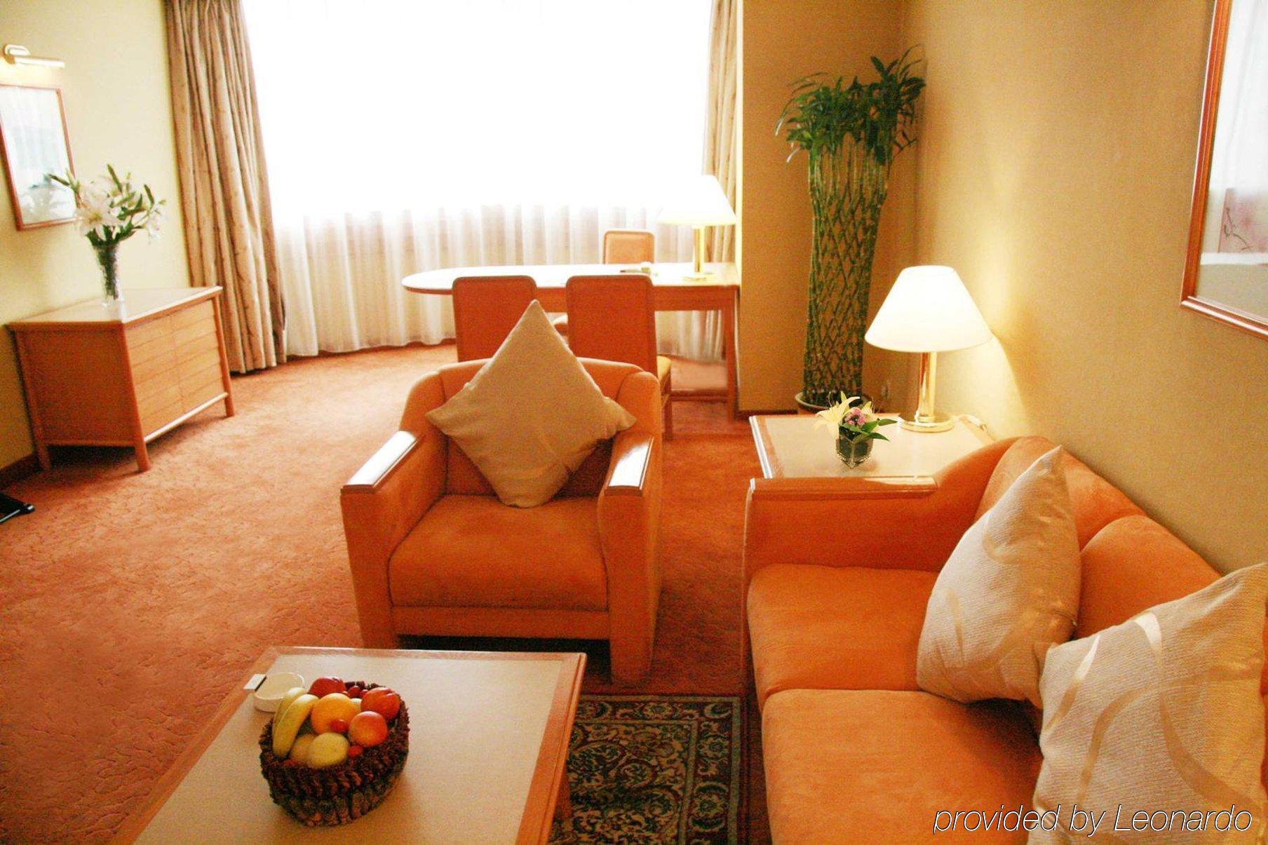 Gloria Plaza Shenyang Hotel Værelse billede